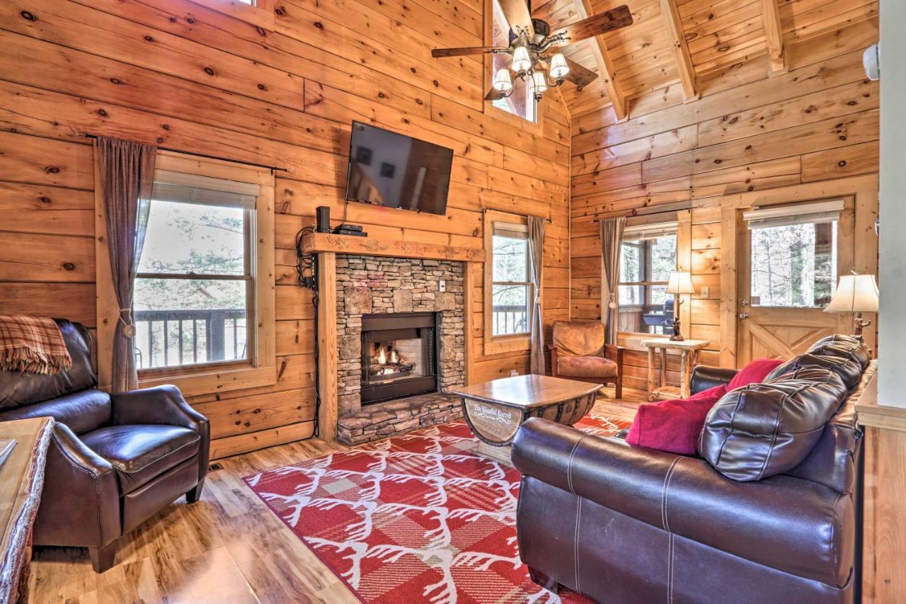 Vila Cozy Cabin With Hot Tub In The Heart Of Pigeon Forge Exteriér fotografie